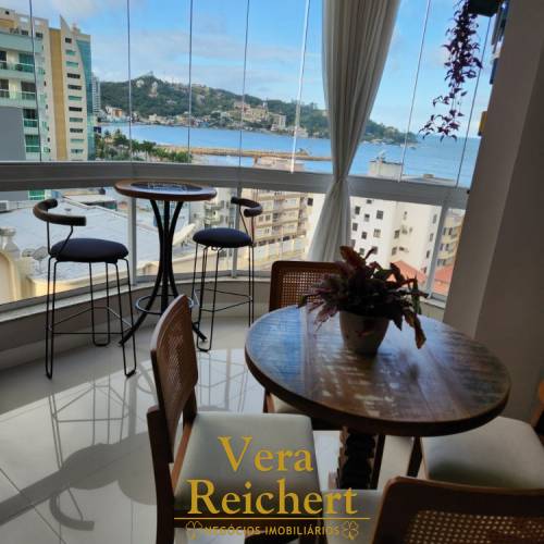 APTO 2 DEMI + 1 SU�TE COM 2 VAGAS GARAGEM ITAPEMA