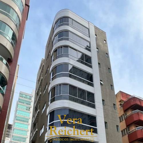 APTO 2 DEMI + 1 SU�TE COM 2 VAGAS GARAGEM ITAPEMA