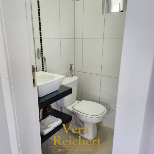 APTO 2 DEMI + 1 SU�TE COM 2 VAGAS GARAGEM ITAPEMA