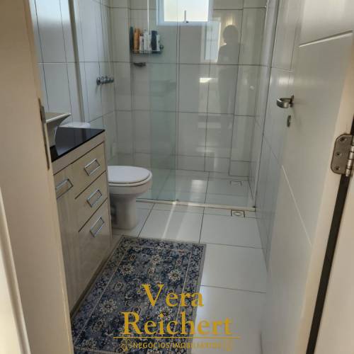 APTO 2 DEMI + 1 SU�TE COM 2 VAGAS GARAGEM ITAPEMA