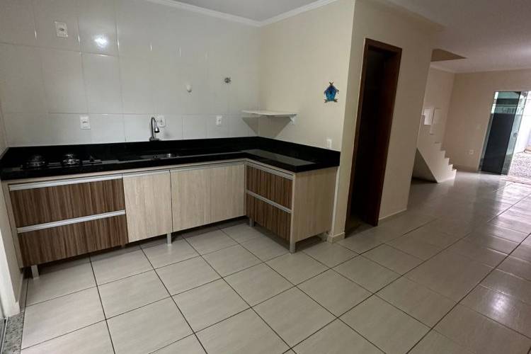 SOBRADO 2 DORM 2 VAGAS NO ALTO S�O BENTO